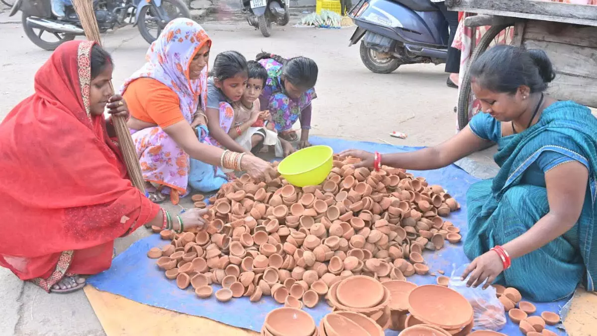 किसी प्रकार की कर की वसूली नहीं की जाएगी ग्रामीण अंचल के बने दियो पर