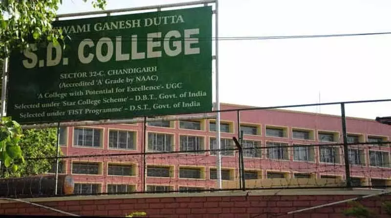 SD College के मास कम्युनिकेशन के छात्रों और स्टाफ को लघु फिल्म के लिए पुरस्कार मिला