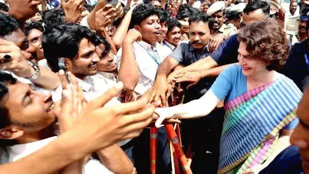 मोदी वायनाड क्यों आए? केंद्र आपदा का भी राजनीतिकरण कर रहा है: Priyanka Gandhi