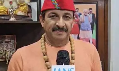 पंजाब में पराली जलाने की वजह से दिल्ली में बढ़ रहा प्रदूषण : मनोज तिवारी पंजाब में पराली जलाने की वजह से दिल्ली में बढ़ रहा प्रदूषण : मनोज तिवारी