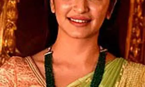 Bollywood एक्ट्रेस कृति खरबंदा 37 फिल्मों में नजर आईं