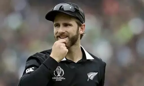 New Zealand के बल्लेबाज केन विलियमसन भारत के खिलाफ तीसरे टेस्ट से बाहर New Zealand के बल्लेबाज केन विलियमसन भारत के खिलाफ तीसरे टेस्ट से बाहर