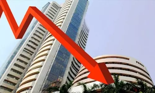 Stock Market: लाल निशान पर खुला शेयर बाजार