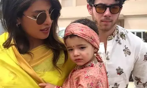 Priyanka Chopra ने अपनी बेटी की ऑडियो रिकॉर्डिंग ऑनलाइन लीक कर दी Priyanka Chopra ने अपनी बेटी की ऑडियो रिकॉर्डिंग ऑनलाइन लीक कर दी