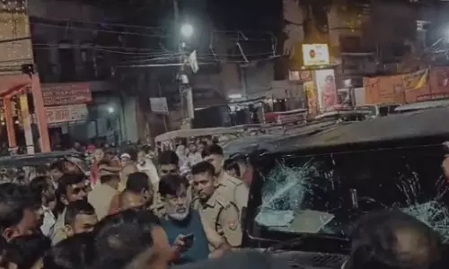 Pratapgarh: भाजपा के पूर्व विधायक और उनके भाई पर हुई सरेआम फायरिंग Pratapgarh: भाजपा के पूर्व विधायक और उनके भाई पर हुई सरेआम फायरिंग