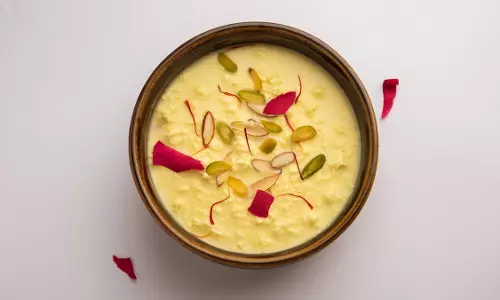 Dhanteras पर भगवान धनवंतरि को लगाए खीर का भोग,  बरसेगी कृपा