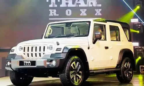 Mahindra की इस एसयूवी ने कार बाजार में मचाई धूम