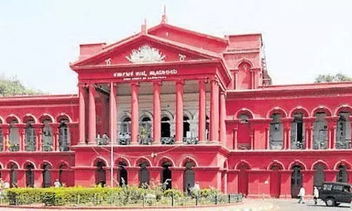 Karnataka HC ने प्रल्हाद जोशी के भाई और भतीजे को तत्काल रिहा करने का निर्देश दिया
