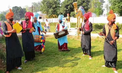Sri Ganganagar में तीन दिवसीय गंगा महोत्सव पर पर्दा Sri Ganganagar में तीन दिवसीय गंगा महोत्सव पर पर्दा