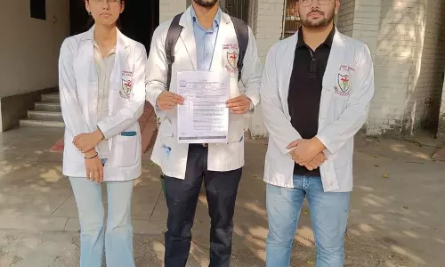 Haryana : रोहतक पीजीआई के छात्रों ने की अधिक छात्रावास की मांग Haryana : रोहतक पीजीआई के छात्रों ने की अधिक छात्रावास की मांग