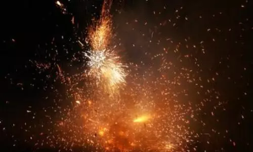 Kasargod में आतिशबाजी दुर्घटना में 150 से अधिक लोग घायल