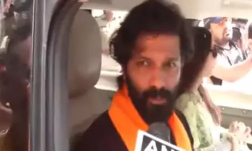 विधानसभा चुनाव के लिए माहिम से नामांकन दाखिल करने के बाद MNS के अमित ठाकरे ने कही ये बात विधानसभा चुनाव के लिए माहिम से नामांकन दाखिल करने के बाद MNS के अमित ठाकरे ने कही ये बात