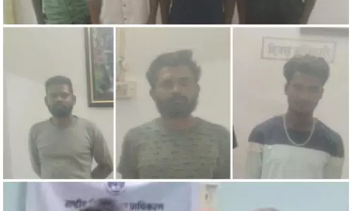 भखारा और मगरलोड पुलिस ने 9 जुआरियों को पकड़ा भखारा और मगरलोड पुलिस ने 9 जुआरियों को पकड़ा
