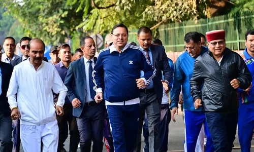 उत्तराखंड के मुख्यमंत्री पुष्कर सिंह धामी ने Dehradun में रन फॉर यूनिटी में भाग लिया