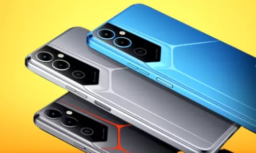 Tecno ने लॉन्च किया बजट फ्रेंडली टैबलेट ,7000mAh बैटरी और 256GB तक की स्टोरेज Tecno ने लॉन्च किया बजट फ्रेंडली टैबलेट ,7000mAh बैटरी और 256GB तक की स्टोरेज