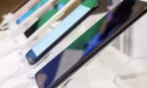Realme GT 7 Pro, Redmi A4 5G, और भी बहुत कुछ Realme GT 7 Pro, Redmi A4 5G, और भी बहुत कुछ