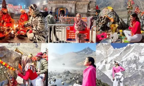 केदारनाथ मंदिर पहुंचीं सारा अली खान, आशीर्वाद लेकर बोलीं- जय भोले नाथ