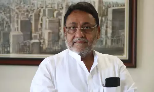 फॉर्म नहीं मिला तो वे निर्दलीय उम्मीदवार के तौर पर चुनाव लड़ेंगे Nawab Malik फॉर्म नहीं मिला तो वे निर्दलीय उम्मीदवार के तौर पर चुनाव लड़ेंगे Nawab Malik