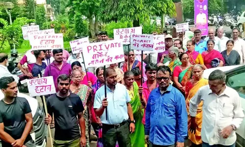 Ponda बाजार के विक्रेताओं ने फुटपाथ विक्रेताओं और अतिक्रमण के खिलाफ प्रदर्शन किया