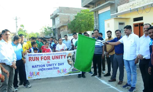 Jalore:  कलेक्टर व नगर परिषद सभापति ने रन फॉर यूनिटी सद्भावना दौड़ को दिखाई हरी झण्डी