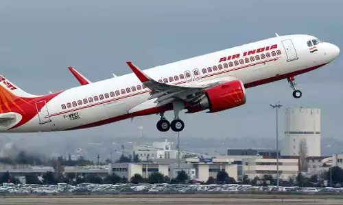 BIG BREAKING: AIR INDIA की 32 फ्लाइट्स को बम से उड़ाने की धमकी, मचा हड़कंप