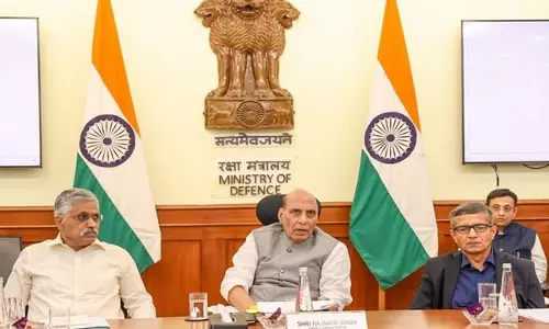 राजनाथ सिंह ने DPSU के प्रदर्शन की समीक्षा की, 7 को 1,620 करोड़ रुपये के लाभांश चेक मिले राजनाथ सिंह ने DPSU के प्रदर्शन की समीक्षा की, 7 को 1,620 करोड़ रुपये के लाभांश चेक मिले