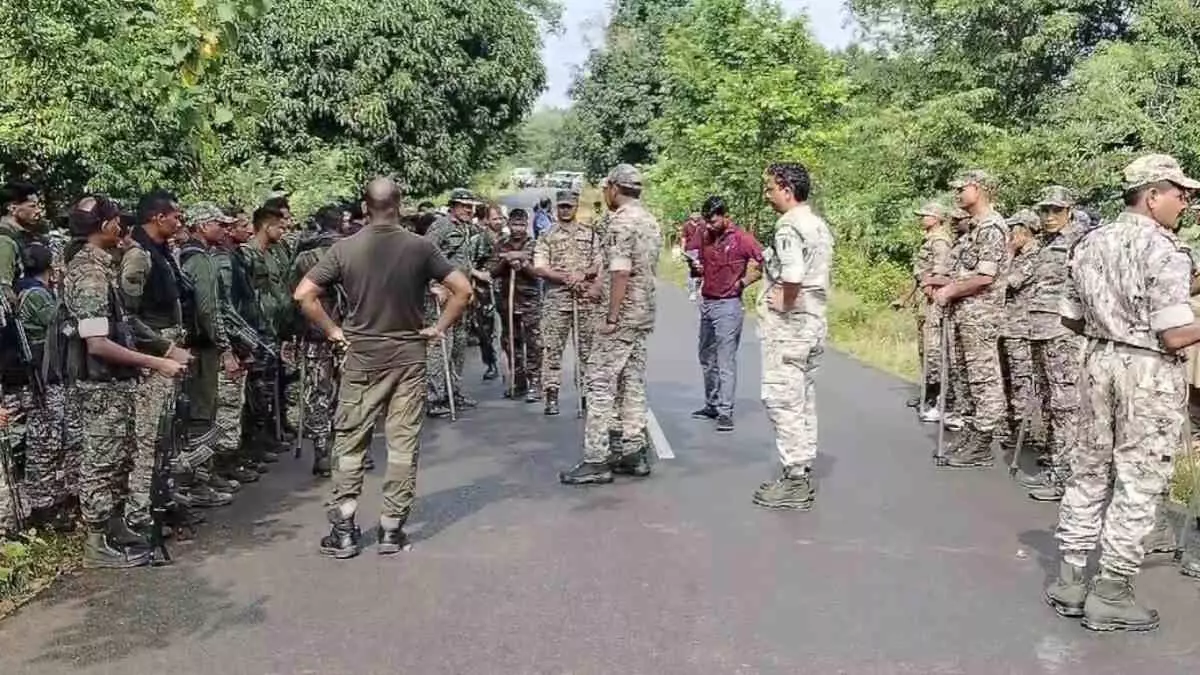 धर्मांतरण के विरोध में चल रही थी बैठक, जमकर हुई मारपीट