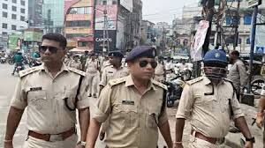 Ranchi पुलिस ने निकाला फ्लैग मार्च, मतदाताओं को किया जागरूक