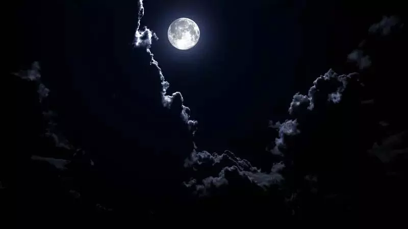 November Full Moon 2024: साल का आखिरी सुपरमून प्लीएड्स में