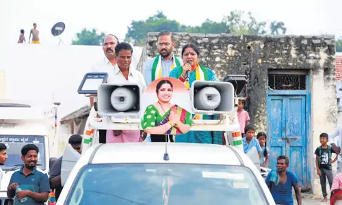Karnataka: कांग्रेस के मंत्री चुनाव प्रचार अभियान पर उतरेंगे Karnataka: कांग्रेस के मंत्री चुनाव प्रचार अभियान पर उतरेंगे