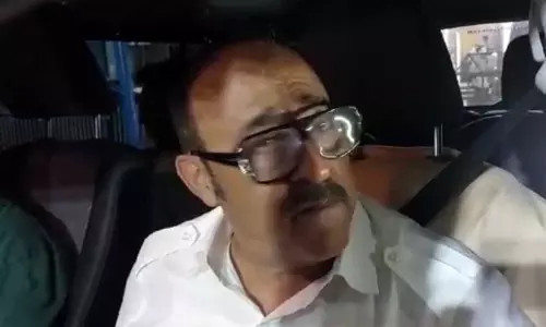 एक मिनट भी कीमती होता है...कलेक्ट्रेट में हाई-वोल्टेज ड्रामा