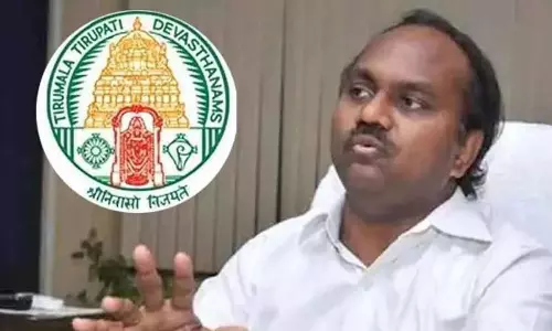 Andhra: टीटीडी ईओ ने दीपावली की शुभकामनाएं दीं Andhra: टीटीडी ईओ ने दीपावली की शुभकामनाएं दीं