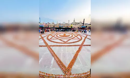 दीपोत्सव: अयोध्या में 25 लाख से ज्यादा दीपक जलाकर बनेगा एक नया रिकॉर्ड दीपोत्सव: अयोध्या में 25 लाख से ज्यादा दीपक जलाकर बनेगा एक नया रिकॉर्ड