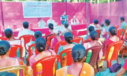 Assam : केंद्रीय रेशम बोर्ड ने कोकराझार में “एक दिवसीय मुगा जागरूकता कार्यक्रम” का आयोजन Assam : केंद्रीय रेशम बोर्ड ने कोकराझार में “एक दिवसीय मुगा जागरूकता कार्यक्रम” का आयोजन