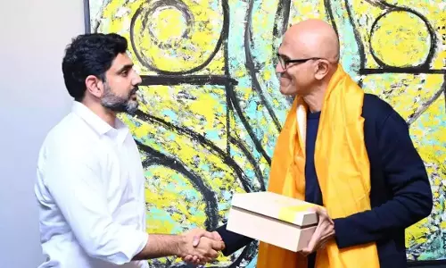 Lokesh ने अमेरिका में एडोब के प्रमुख सत्य नडेला से मुलाकात की Lokesh ने अमेरिका में एडोब के प्रमुख सत्य नडेला से मुलाकात की