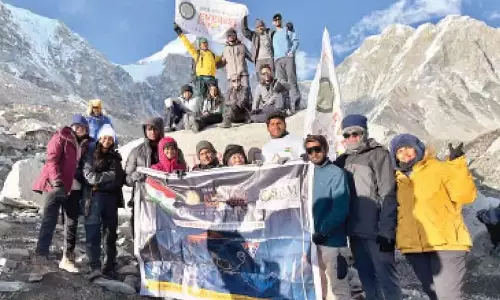 SRM-AP टीम ने एवरेस्ट बेस कैंप पर विजय प्राप्त की SRM-AP टीम ने एवरेस्ट बेस कैंप पर विजय प्राप्त की