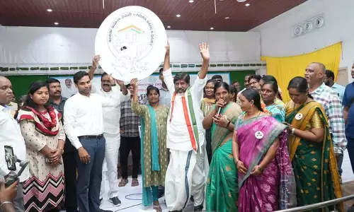 Minister Bhatti निवासियों से कृषि पर ध्यान केंद्रित करने का आग्रह किया Minister Bhatti निवासियों से कृषि पर ध्यान केंद्रित करने का आग्रह किया