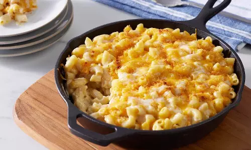 Skillet Mac और चीज़ रेसिपी