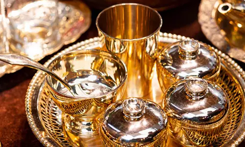 Silver brass और तांबे के बर्तनों में चमक लाने का आसान तरीका Silver brass और तांबे के बर्तनों में चमक लाने का आसान तरीका