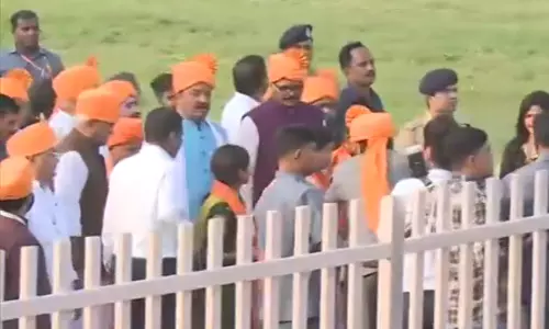 उत्तर प्रदेश के CM योगी आदित्यनाथ दीपोत्सव में शामिल होने अयोध्या पहुंचे उत्तर प्रदेश के CM योगी आदित्यनाथ दीपोत्सव में शामिल होने अयोध्या पहुंचे