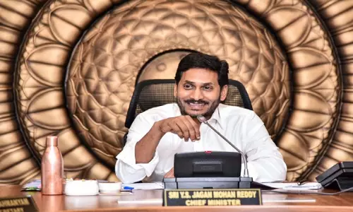 Andhra: वाईएस जगन ने तेलुगु लोगों को दिवाली की शुभकामनाएं दीं Andhra: वाईएस जगन ने तेलुगु लोगों को दिवाली की शुभकामनाएं दीं