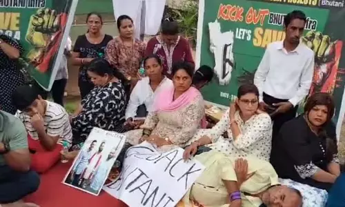 GOA: भूटानी के खिलाफ प्रेमानंद का अनशन 9वें दिन में प्रवेश के साथ ही तनाव बढ़ गया GOA: भूटानी के खिलाफ प्रेमानंद का अनशन 9वें दिन में प्रवेश के साथ ही तनाव बढ़ गया