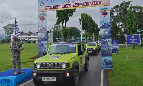 Arunachal : तवांग में वायु वीर विजेता कार रैली को हरी झंडी दिखाएंगे राजनाथ सिंह