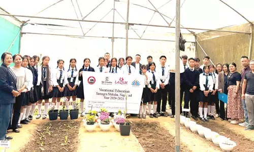 Phek Govt College ने शरद ऋतु के फूल और हरियाली मिनी प्रदर्शनी की Phek Govt College ने शरद ऋतु के फूल और हरियाली मिनी प्रदर्शनी की