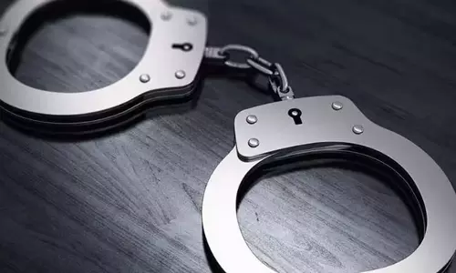 Tripura : विवाहेतर संबंध को लेकर महिला पर क्रूरतापूर्वक हमला करने के आरोप Tripura : विवाहेतर संबंध को लेकर महिला पर क्रूरतापूर्वक हमला करने के आरोप