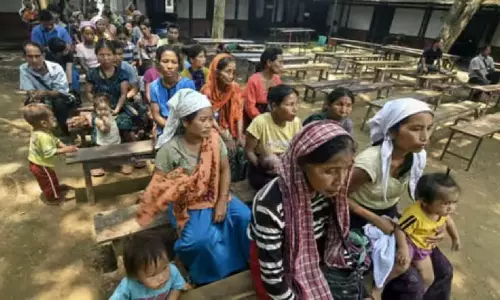 Manipur ने त्यौहारी सीजन से पहले आंतरिक रूप से विस्थापितों के लिए Manipur ने त्यौहारी सीजन से पहले आंतरिक रूप से विस्थापितों के लिए