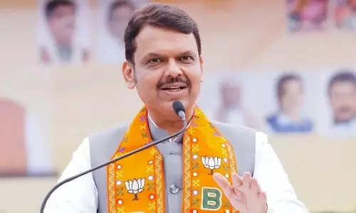 Maharashtra: देवेंद्र फडणवीस का अनिल देशमुख से सवाल... Maharashtra: देवेंद्र फडणवीस का अनिल देशमुख से सवाल...