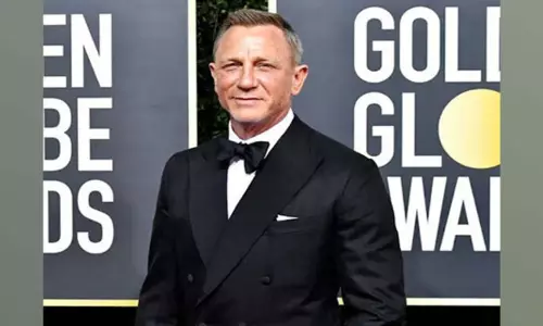 Daniel Craig अभिनीत फिल्म क्वीर का ट्रेलर जारी