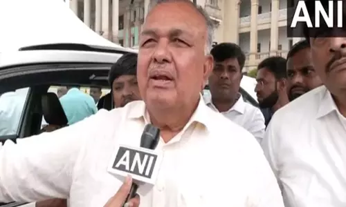 Karnataka के मंत्री रामलिंगा रेड्डी ने वक्फ भूमि विवाद पर कहा, भाजपा को कोई शर्म नहीं है Karnataka के मंत्री रामलिंगा रेड्डी ने वक्फ भूमि विवाद पर कहा, भाजपा को कोई शर्म नहीं है