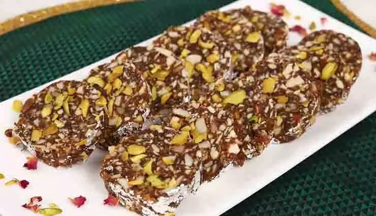 Dry Fruit Roll: दिवाली को खुशनुमा बना देगी ये खास स्वीट डिश